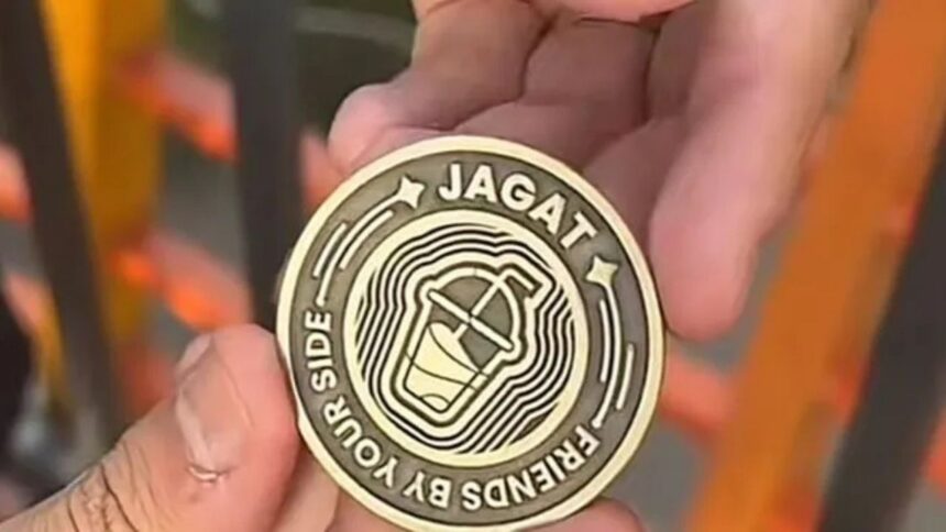 Satpol PP Kota Surabaya Ambil Tindakan Fenomena Pemburu Koin Jagat