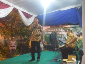 Kepala Desa Kalidawir Maksun, Sp. Saat berikan sambutan