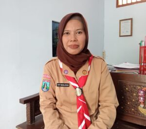 Fifit Maslukhah, S.Pd selaku kepala sekolah SDN Pulogedang 2 Jombang