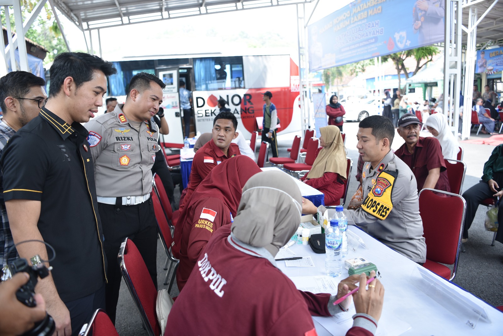 Sambut HUT ke-70 Lalu Lintas Bhayangkara, Polres Gresik Adakan Donor Darah, Cek Kesehatan Gratis, dan Pasar Murah untuk Masyarakat