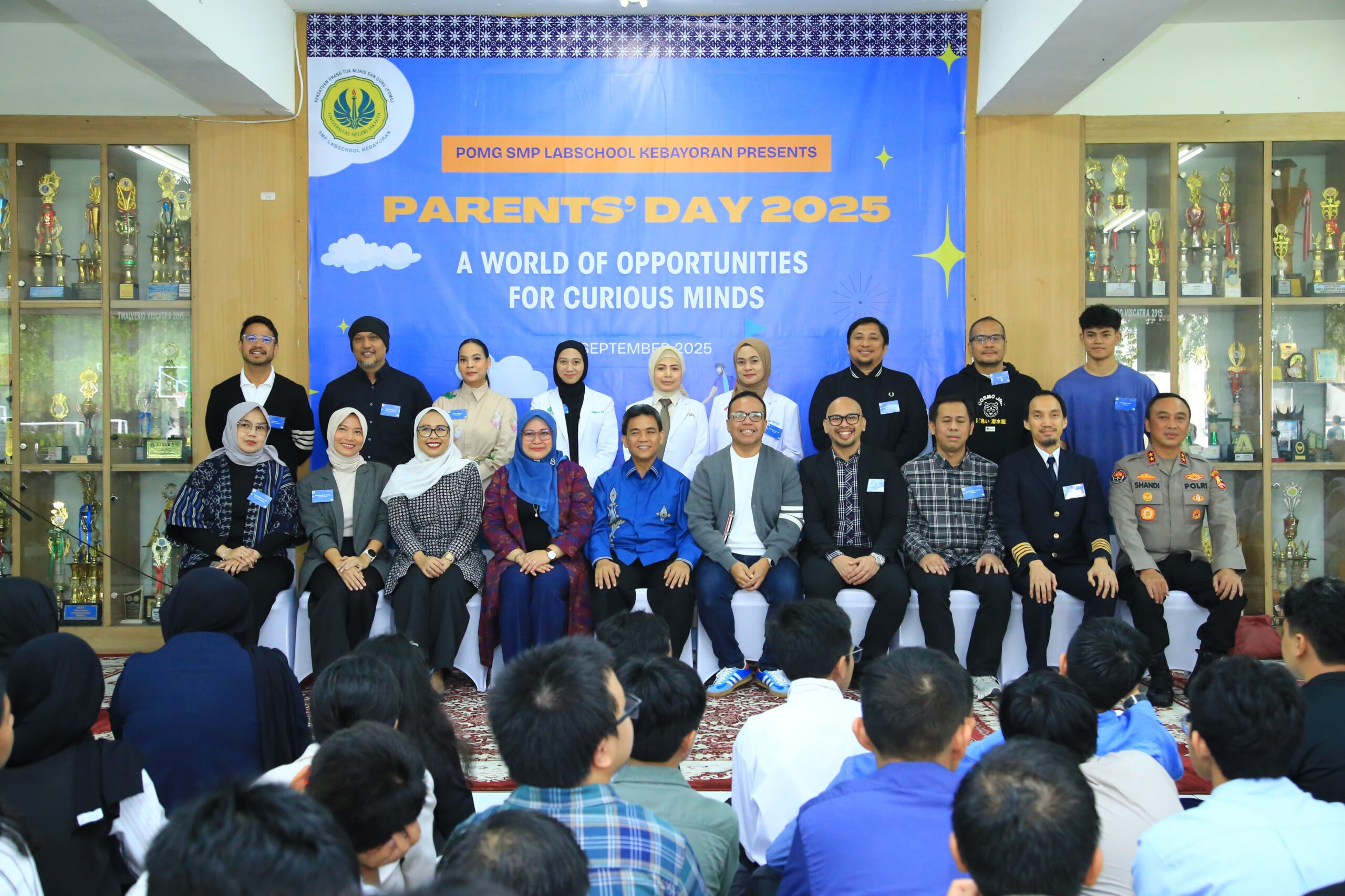 Kadiv Humas Beri Motivasi dan Pemahaman Tugas Kepolisian Pada Siswa Labschool Kebayoran