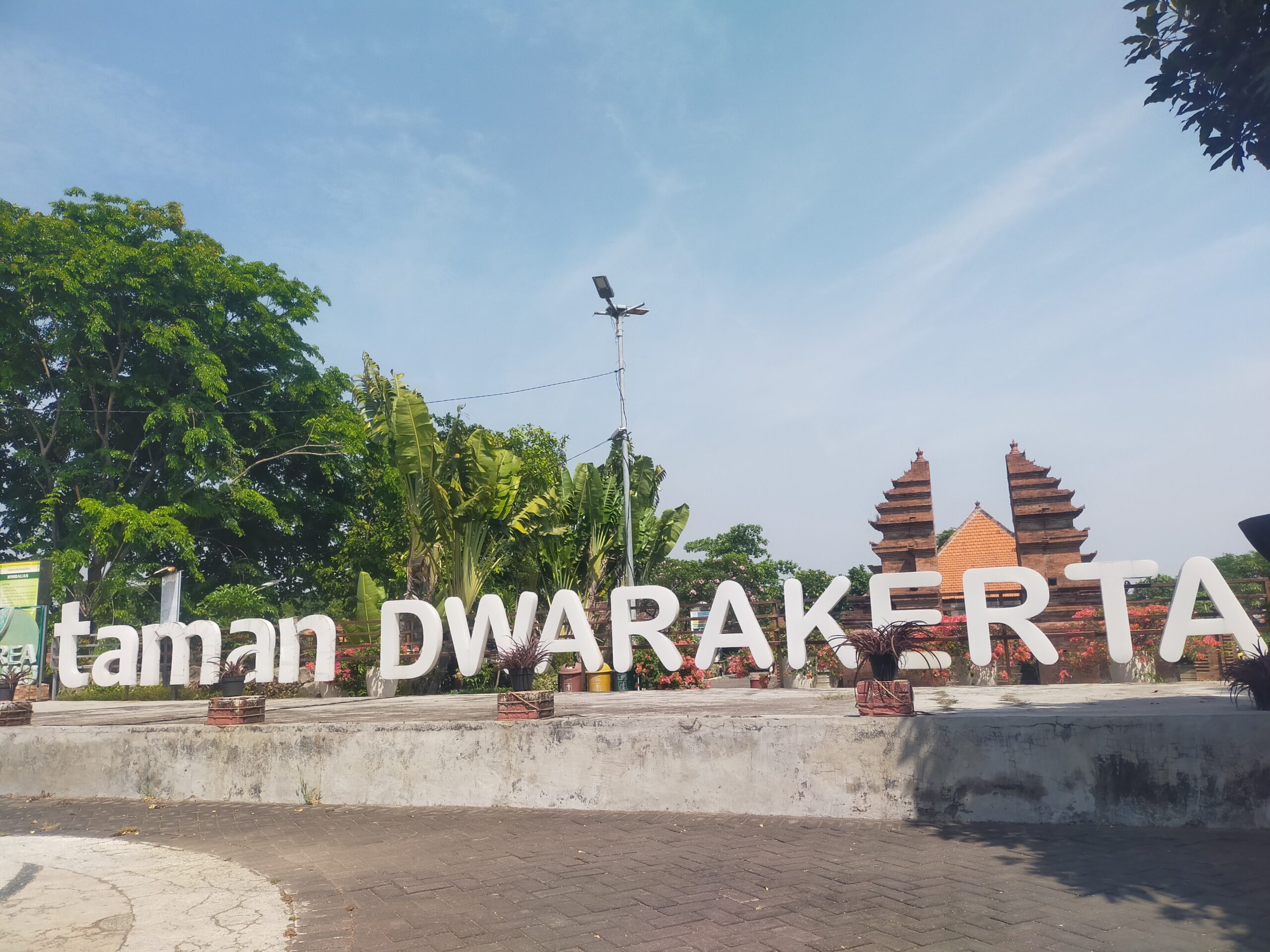 Taman Dwarakerta, Oase Hijau di Tengah Lalu Lintas Porong