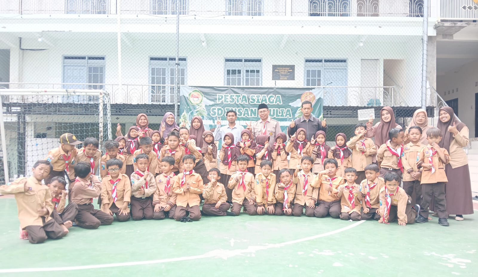 Pesta Siaga SD Insan Mulia Laban Tanamkan Semangat Gembira, Kreatif, dan Mandiri