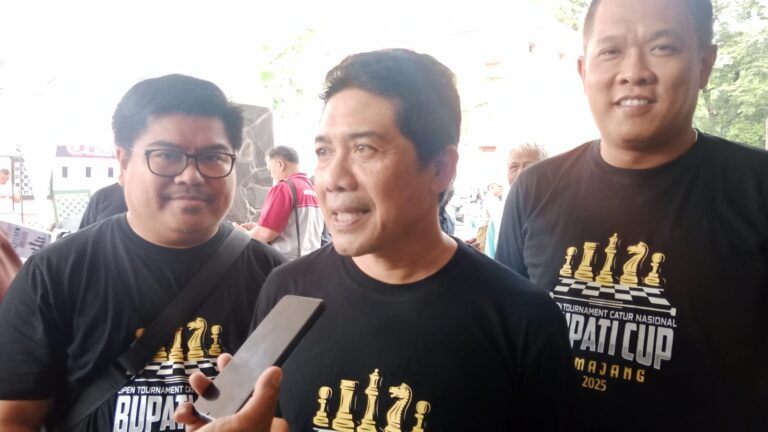 Bupati Buka Open Turnamen Catur Nasional