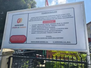  Plakat Pemberitahuan