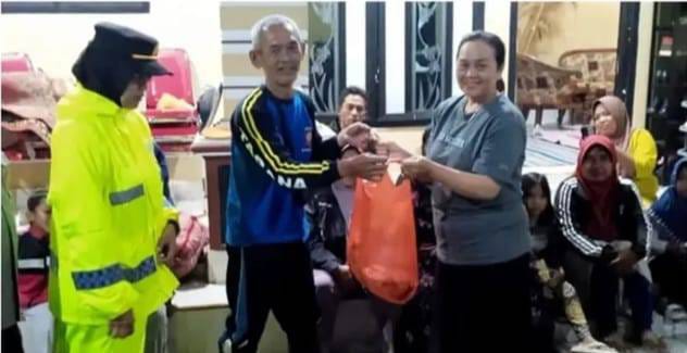 Ribuan Makanan Siap Saji Didistribusikan