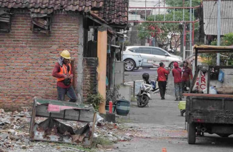 Pembebasan Lahan Flyover Ahmad Yani Capai Titik Terang, Enam Warga Terima Ganti Rugi 