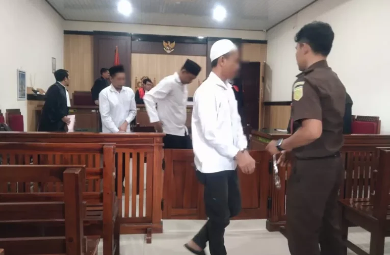 Perdagangan Ratusan Satwa Dilindungi, Tiga Warga Surabaya Diadili di PN Gresik