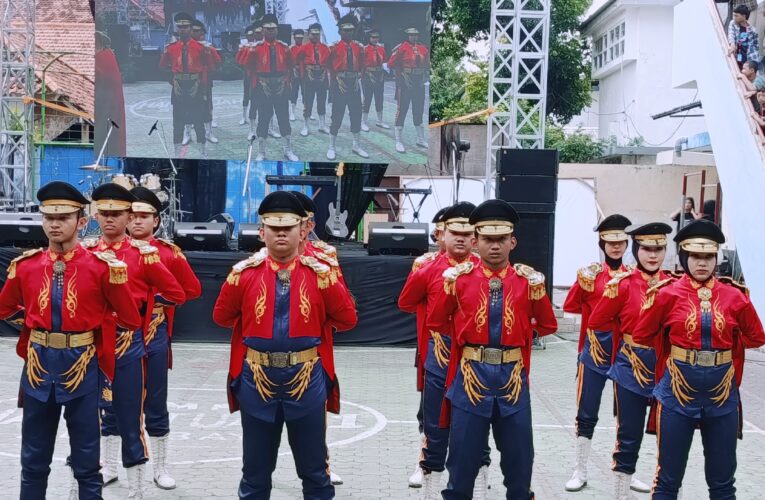 Kalaruvivest Vol. 3 Calcer Innovation, Wadah Kreativitas dan Pembentukan Karakter Siswa SMP Hangtuah 1 Surabaya