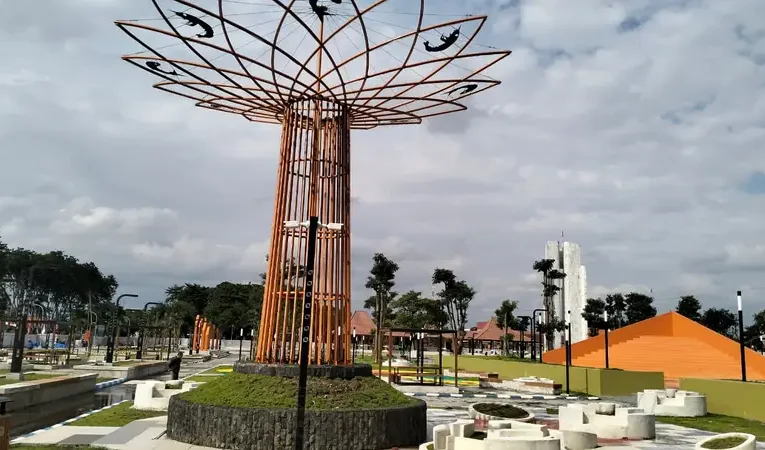 Satpol PP Perketat Pengamanan Alun-Alun Sidoarjo Pasca Revitalisasi