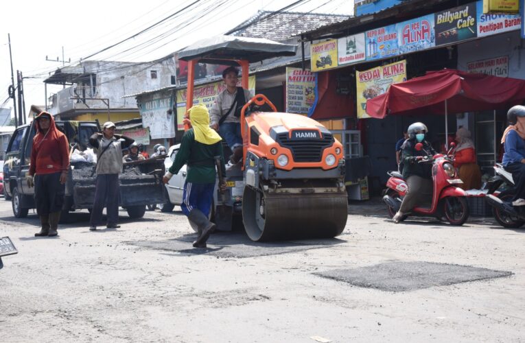 Pemkab Sidoarjo Percepat Perbaikan 16 Ruas Jalan di Lima Kecamatan