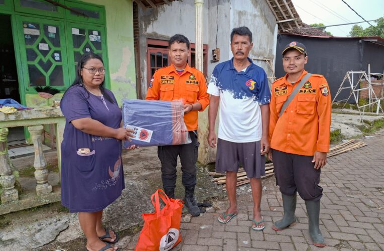 Jember Tangani Dampak Angin Kencang di Empat Lokasi, Salurkan Bantuan Darurat