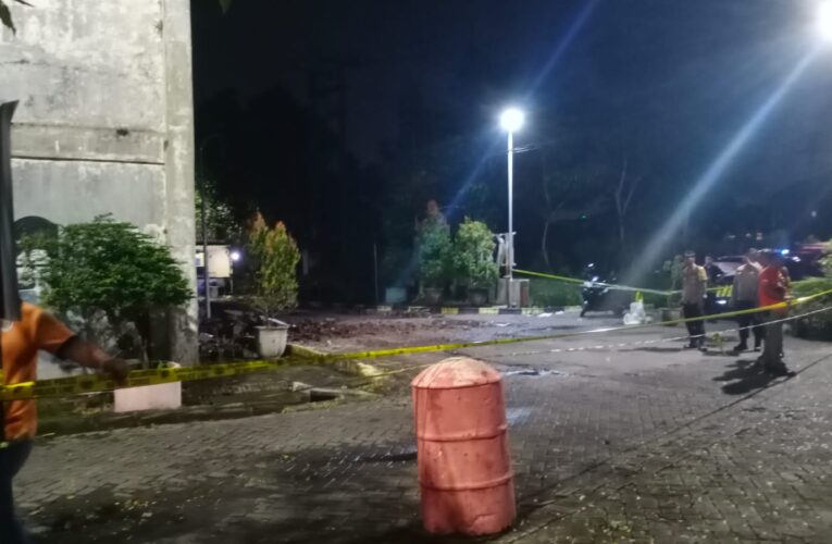 Polisi Selidiki, Tembok Bangunan Roboh Tewaskan Pengendara di Surabaya