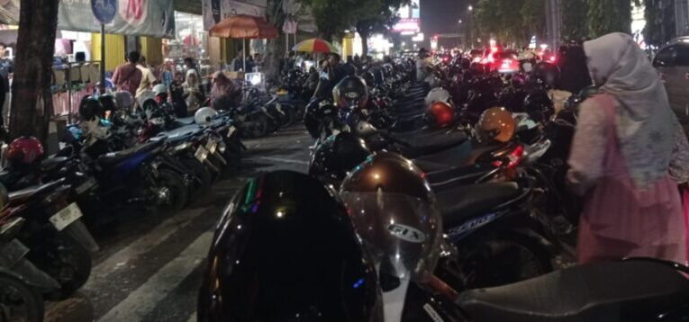 Pemkab Akan Terapkan Parkir Langganan