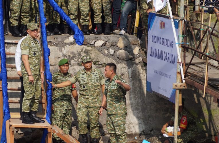 Danrem 084/Bhaskara Jaya Hadiri Ground Breaking Jembatan Kalianak Surabaya