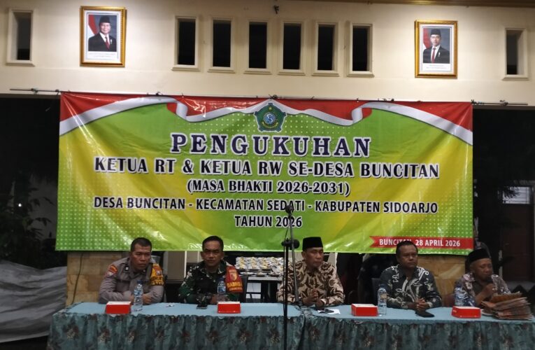 Pengukuhan Ketua RT dan RW Desa Buncitan, Sedati: Perkuat Pelayanan Warga