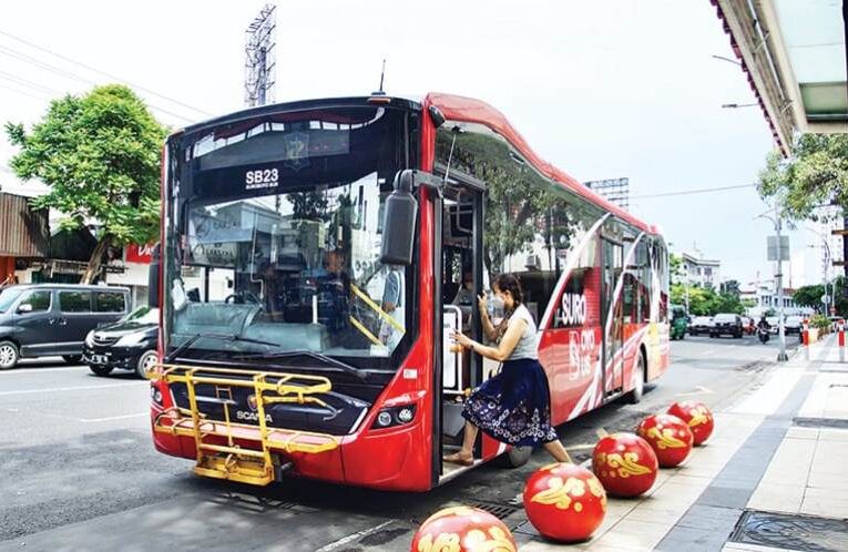ASN Surabaya Wajib Naik Transportasi Umum Sepekan Sekali untuk Hemat BBM