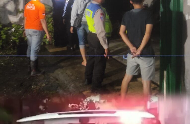 Ruko Dua Lantai di Sidoyoso Surabaya Ludes Terbakar, Seorang Lansia Tewas