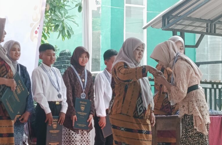 SDN Kedensari 2 Gelar Gebyar Budaya Nusantara dan Pelepasan Siswa Kelas VI