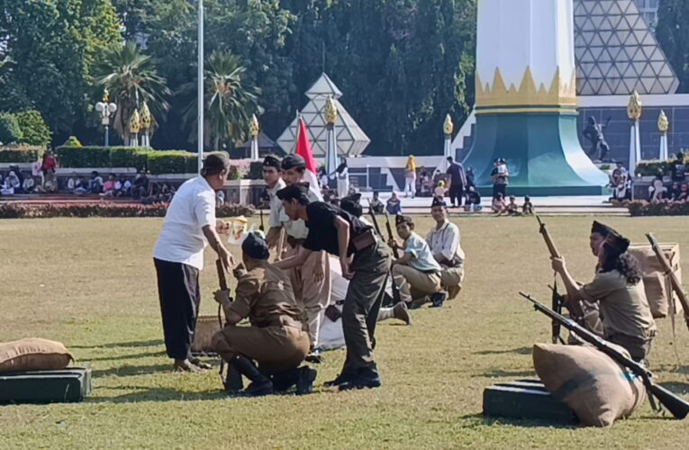 Teaterikal Pertempuran Jembatan Merah Hidupkan Kembali Semangat Heroik Arek Suroboyo