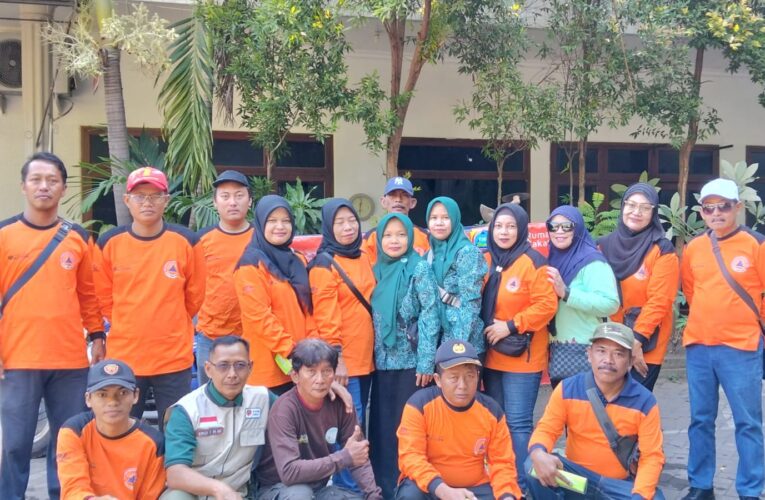 Rumah Zakat dan FORMALIS Tanam Pohon di Sungai Brown, Perkuat Konservasi dan Mitigasi Bencana