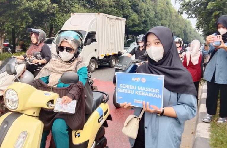 LMI-RNPB Berbagi Masker untuk Melindungi Masyarakat dari Dampak Karhutla