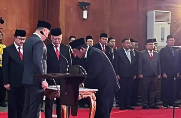 Eri Cahyadi Copot Lurah Tambak Wedi Usai Dugaan Jual Beli Stan SWK