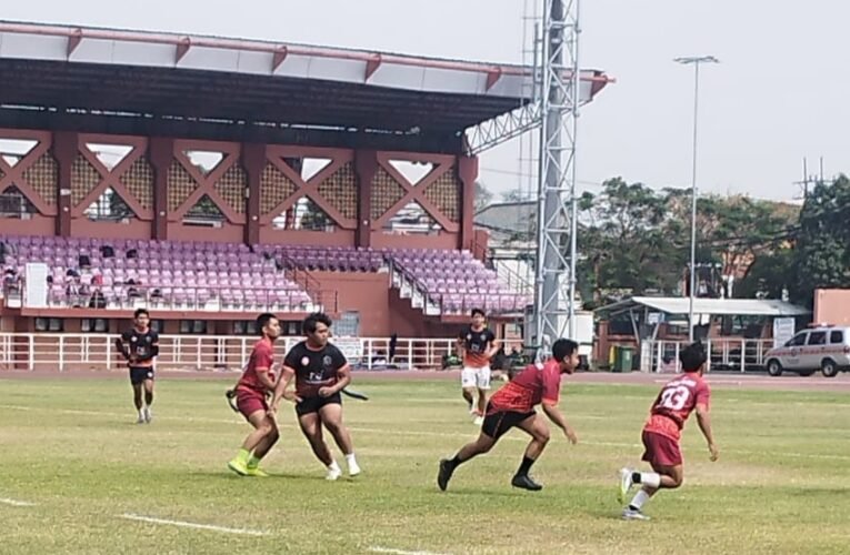 Aksi 24 Tim Rugby Bertanding Ramaikan Lapangan Thor Surabaya