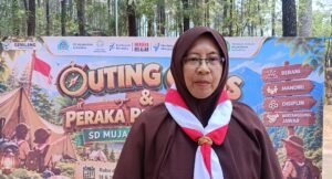 Kepala SD Mujahidin Surabaya, Sulidah, S.Pd